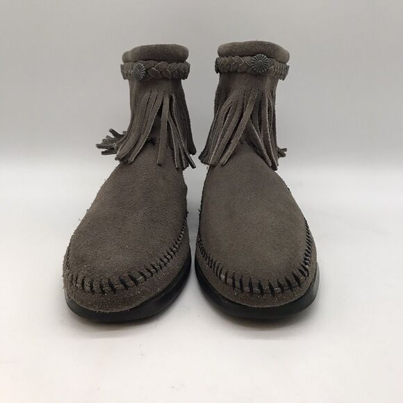 Minnetonka Gray Suede Moccasins Women's 7 Braided Fringe Back Zip Bootie 291T - Picture 2 of 10